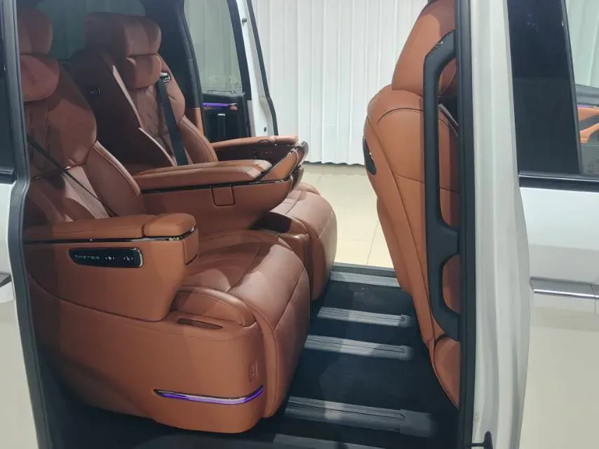 2025 GAC Trumpchi M8 2.0T 190HP L4 2DHT PHEV,autocango,china used car exporter,china ev exporter,chinese used car exporter,chinese used ev exporter