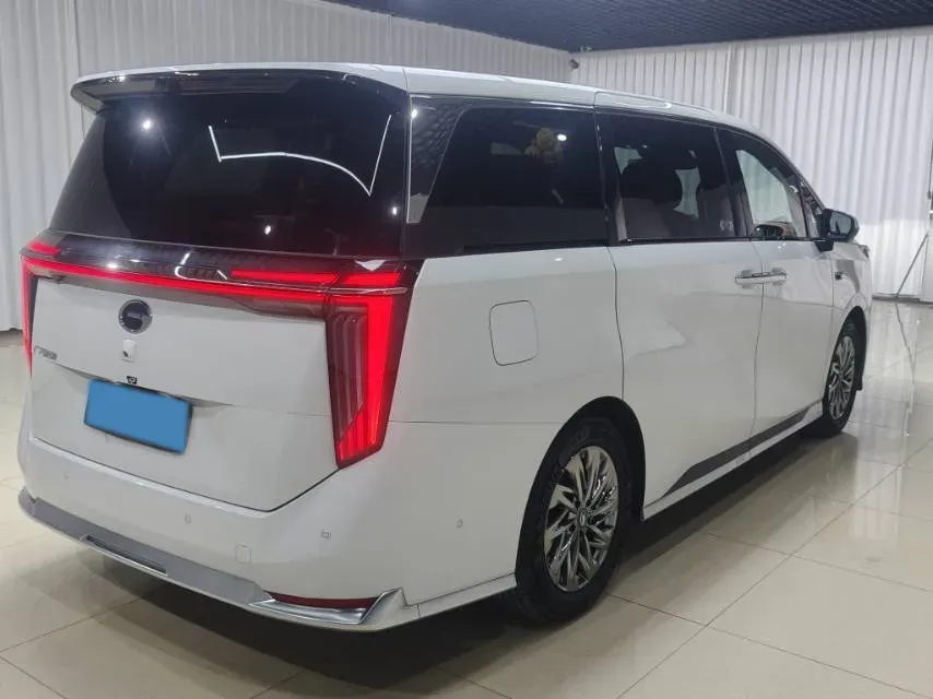 2025 GAC Trumpchi M8 2.0T 190HP L4 2DHT PHEV,autocango,china used car exporter,china ev exporter,chinese used car exporter,chinese used ev exporter