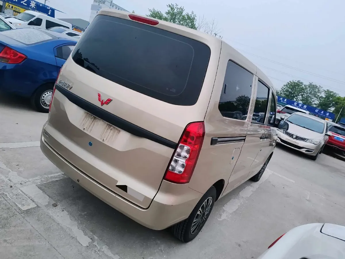 2022 JinBei Little Sea Lion X30 1.5L 102HP L4 5MT,autocango,china used car exporter,china ev exporter,chinese used car exporter,chinese used ev exporter