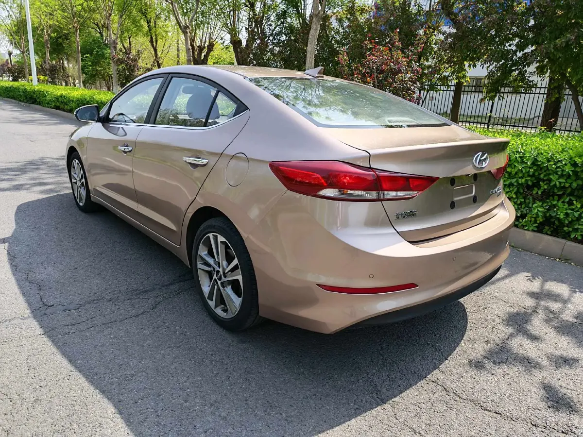2016 Hyundai Elantra 1.6L 130HP L4 6AT,autocango,china used car exporter,china ev exporter,chinese used car exporter,chinese used ev exporter