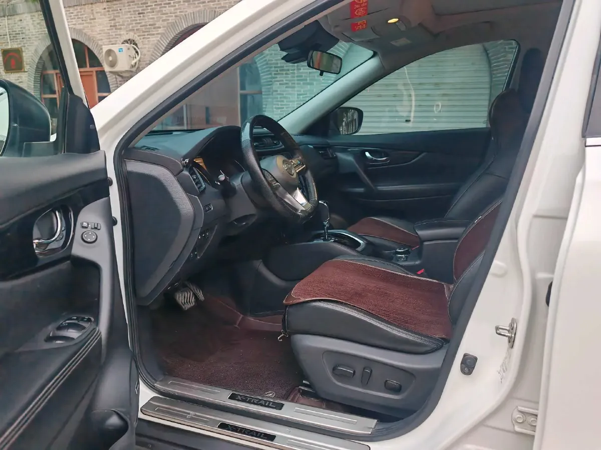 2020 Nissan X-Trail 2.5L 186HP L4 CVT,autocango,china used car exporter,china ev exporter,chinese used car exporter,chinese used ev exporter
