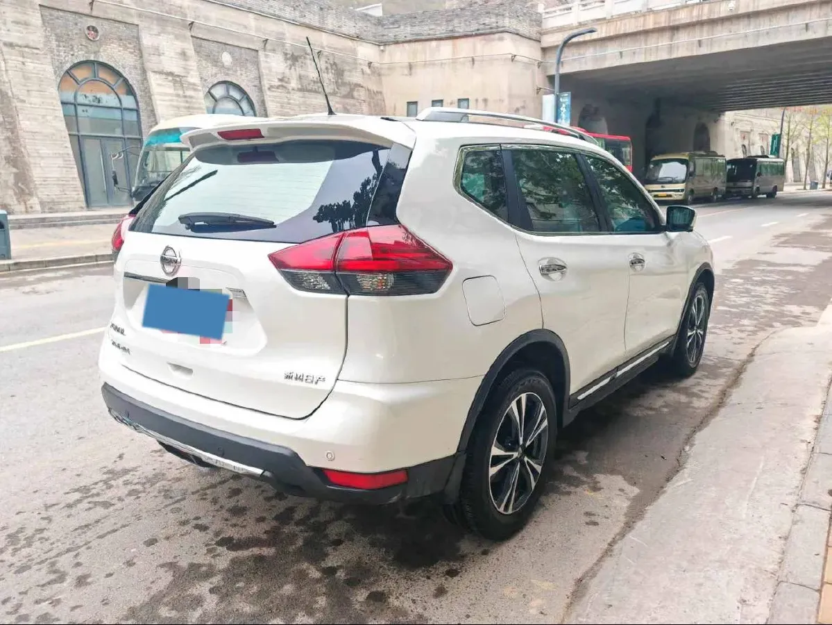 2020 Nissan X-Trail 2.5L 186HP L4 CVT,autocango,china used car exporter,china ev exporter,chinese used car exporter,chinese used ev exporter