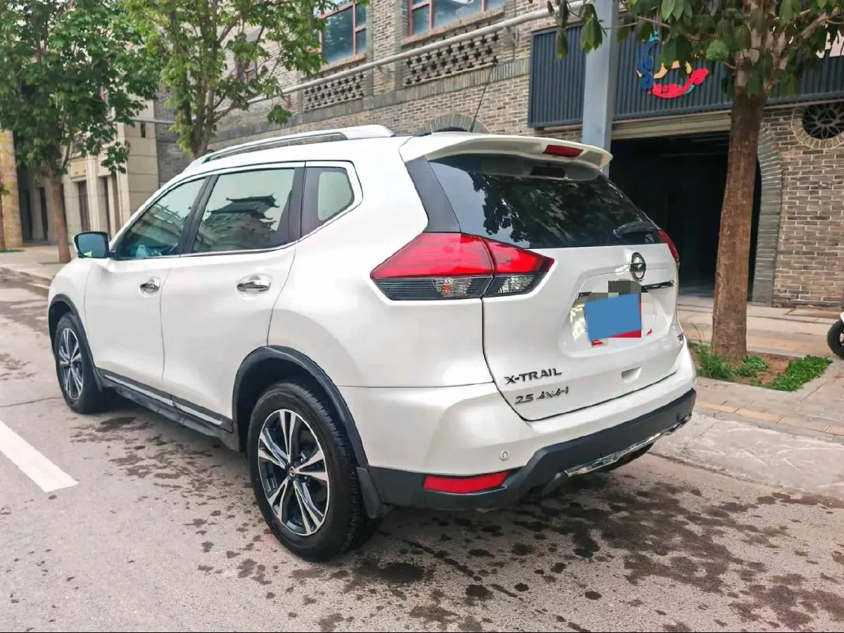 2020 Nissan X-Trail 2.5L 186HP L4 CVT,autocango,china used car exporter,china ev exporter,chinese used car exporter,chinese used ev exporter