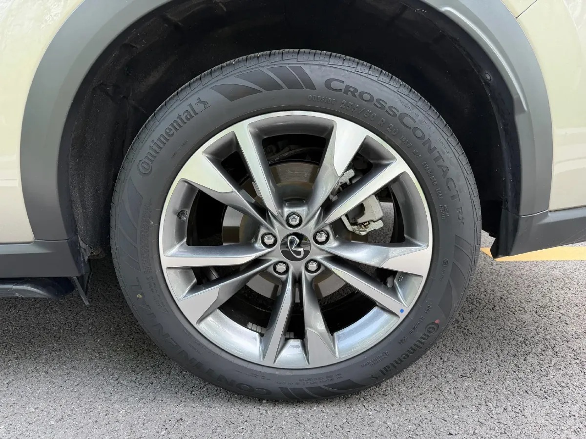 2024 Infiniti QX60 2.0T 252HP L4 9AT,autocango,china used car exporter,china ev exporter,chinese used car exporter,chinese used ev exporter