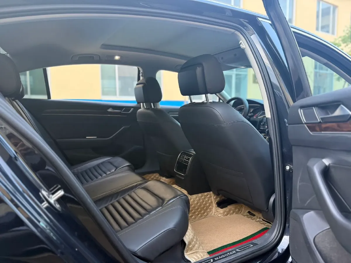 2019 Chevrolet Malibu XL 2.0T 241HP L4 9AT,autocango,china used car exporter,china ev exporter,chinese used car exporter,chinese used ev exporter