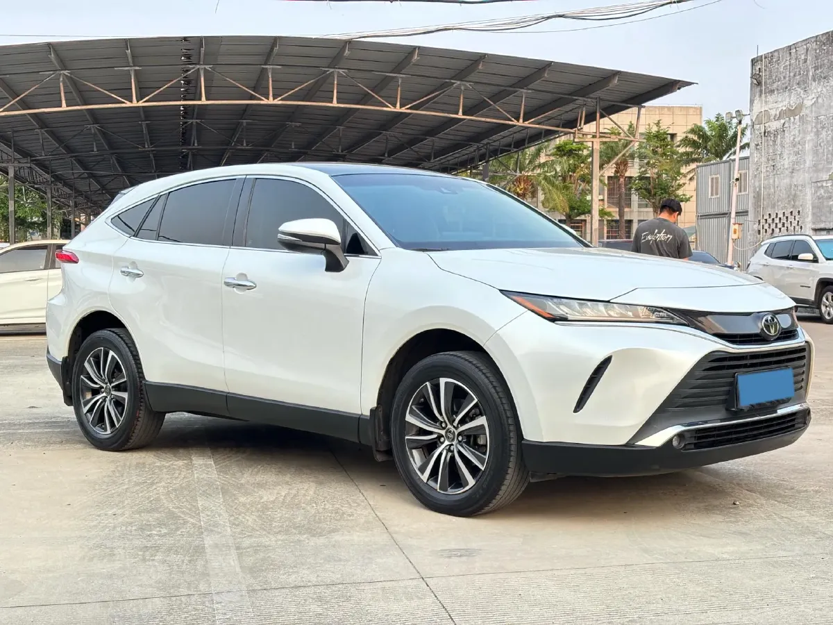 2022 Toyota Harrier 2.0L 171HP L4 CVT,autocango,china used car exporter,china ev exporter,chinese used car exporter,chinese used ev exporter