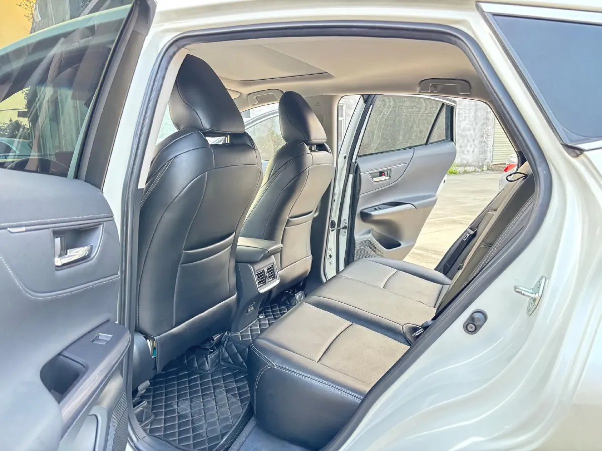 2022 Toyota Harrier 2.0L 171HP L4 CVT,autocango,china used car exporter,china ev exporter,chinese used car exporter,chinese used ev exporter