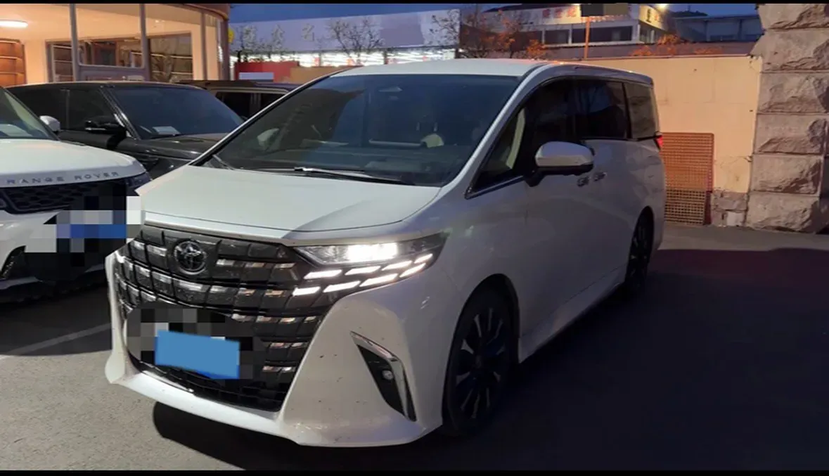 2024 Toyota Alphard 2.5L 190HP L4 E-CVT Hybrid,autocango,china used car exporter,china ev exporter,chinese used car exporter,chinese used ev exporter
