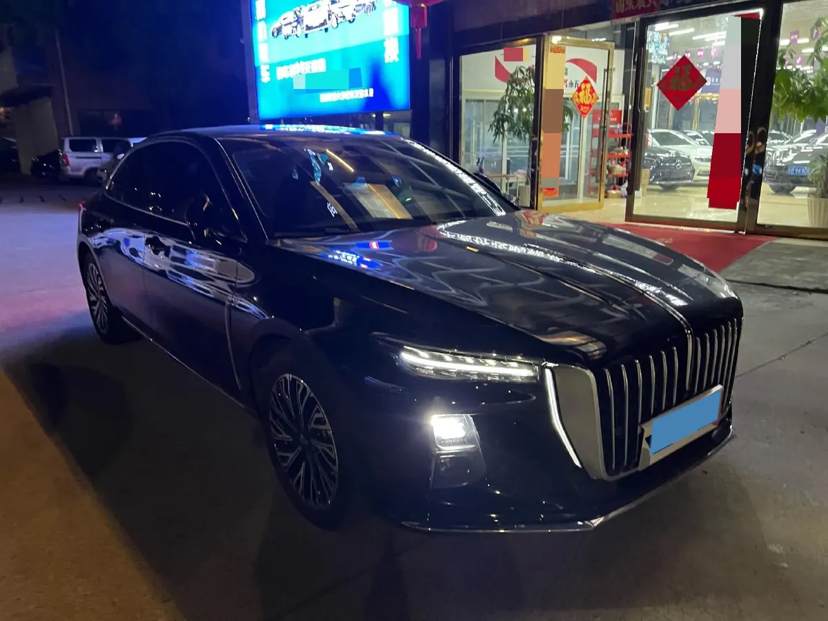 2024 HongQi H5 2.0T 224HP L4 8AT,autocango,china used car exporter,china ev exporter,chinese used car exporter,chinese used ev exporter