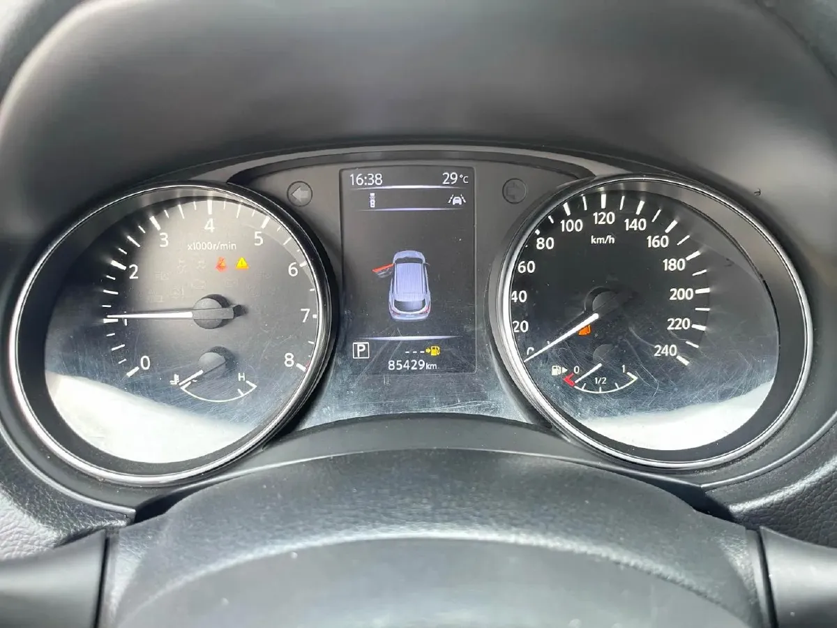 2019 Nissan Qashqai 2.0L 154HP L4 CVT,autocango,china used car exporter,china ev exporter,chinese used car exporter,chinese used ev exporter