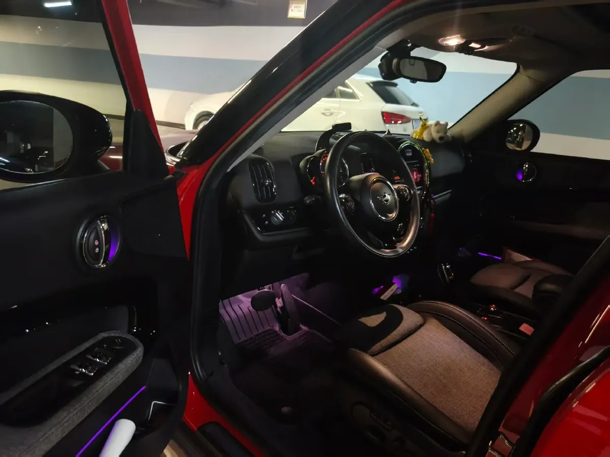 2019 MINI COUNTRYMAN 1.5T 136HP L3 8AT,autocango,china used car exporter,china ev exporter,chinese used car exporter,chinese used ev exporter