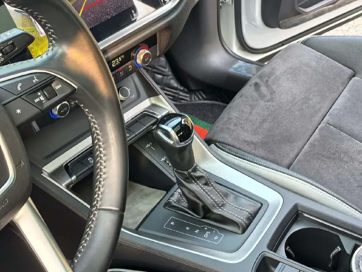 2019 Audi Q3 1.4T 150HP L4 7DCT,autocango,china used car exporter,china ev exporter,chinese used car exporter,chinese used ev exporter