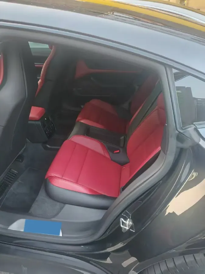 2019 Porsche Taycan 2AT BEV 79.2KWH,autocango,china used car exporter,china ev exporter,chinese used car exporter,chinese used ev exporter