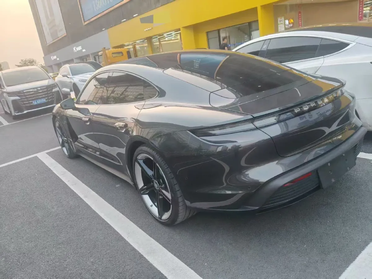 2019 Porsche Taycan 2AT BEV 79.2KWH,autocango,china used car exporter,china ev exporter,chinese used car exporter,chinese used ev exporter
