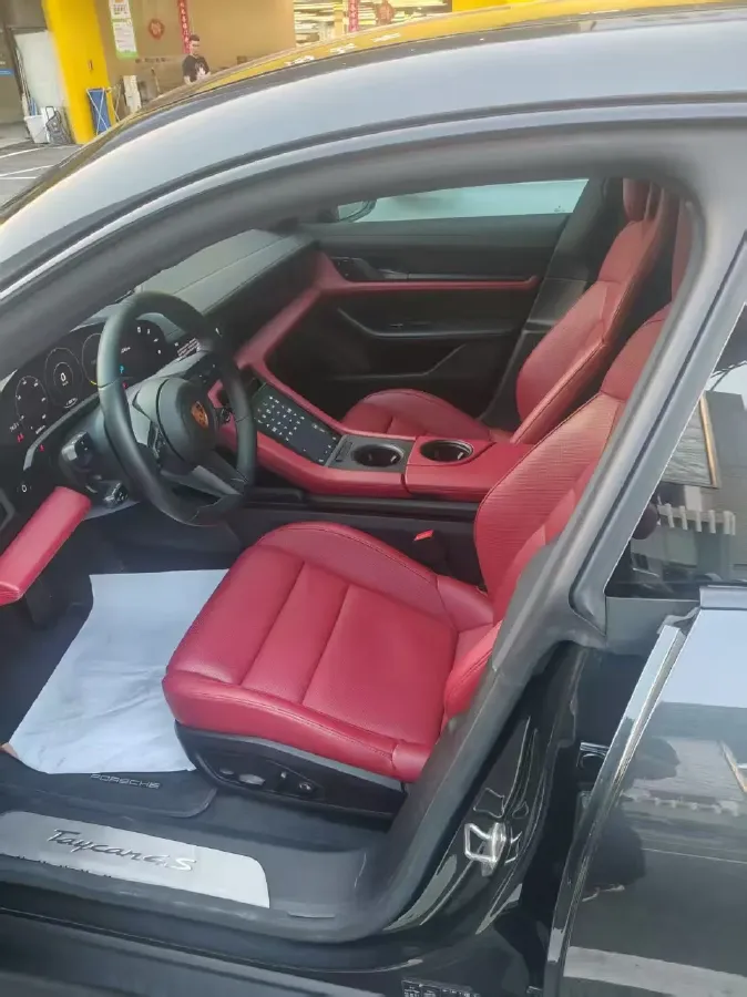 2019 Porsche Taycan 2AT BEV 79.2KWH,autocango,china used car exporter,china ev exporter,chinese used car exporter,chinese used ev exporter