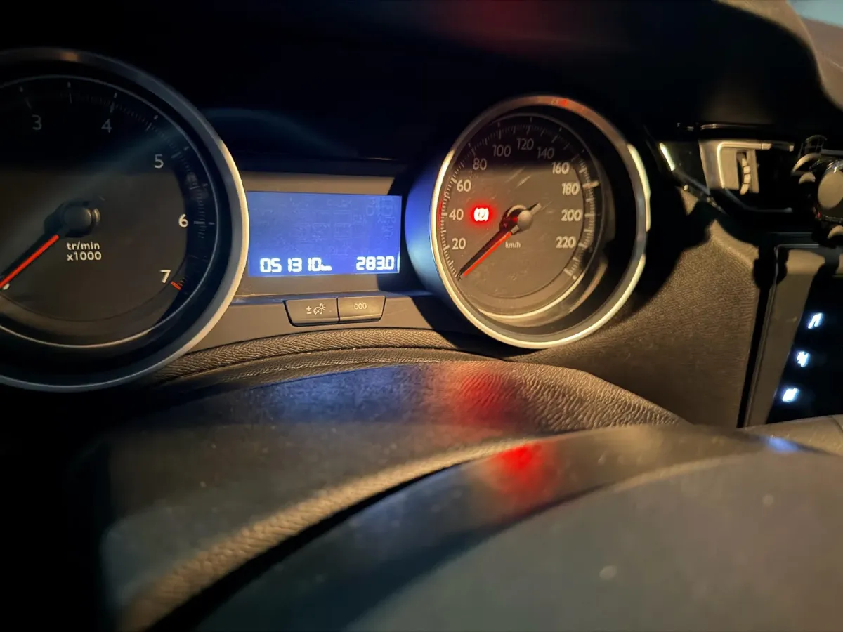 2018 Peugeot 408 1.6T 167HP L4 6AT,autocango,china used car exporter,china ev exporter,chinese used car exporter,chinese used ev exporter