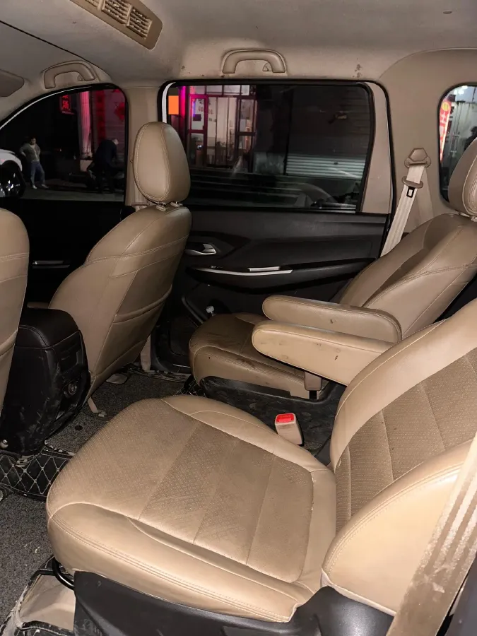 2018 WuLing HongGuang 1.5L 105HP L4 5MT,autocango,china used car exporter,china ev exporter,chinese used car exporter,chinese used ev exporter