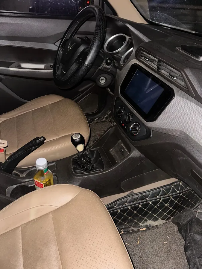 2018 WuLing HongGuang 1.5L 105HP L4 5MT,autocango,china used car exporter,china ev exporter,chinese used car exporter,chinese used ev exporter