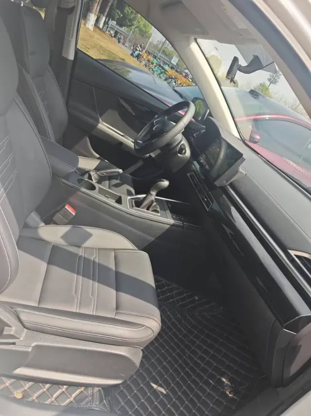 2019 BYD Qin Pro 1.5T 160HP L4 6MT,autocango,china used car exporter,china ev exporter,chinese used car exporter,chinese used ev exporter