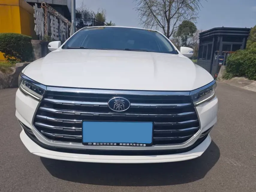 2019 BYD Qin Pro 1.5T 160HP L4 6MT,autocango,china used car exporter,china ev exporter,chinese used car exporter,chinese used ev exporter
