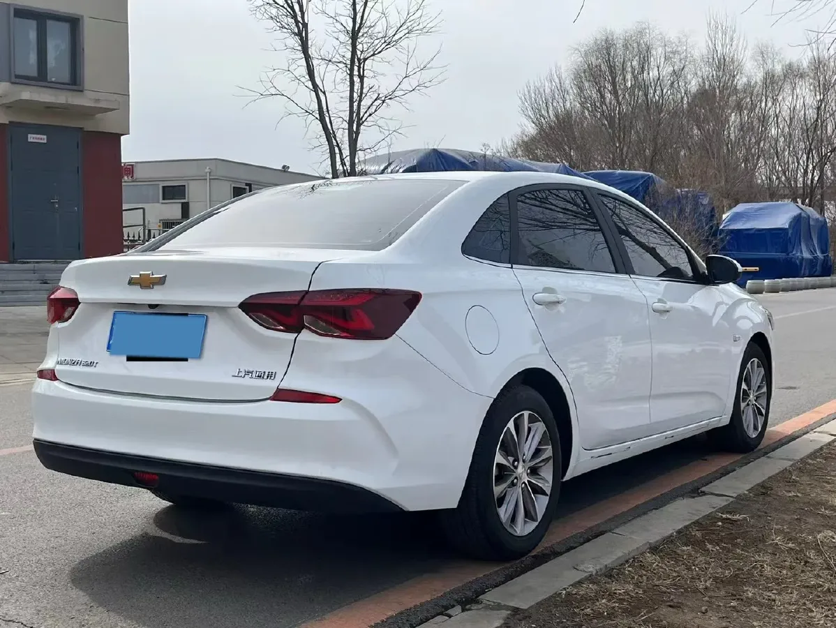 2022 Chevrolet Monza 1.5L 113HP L4 6AT,autocango,china used car exporter,china ev exporter,chinese used car exporter,chinese used ev exporter
