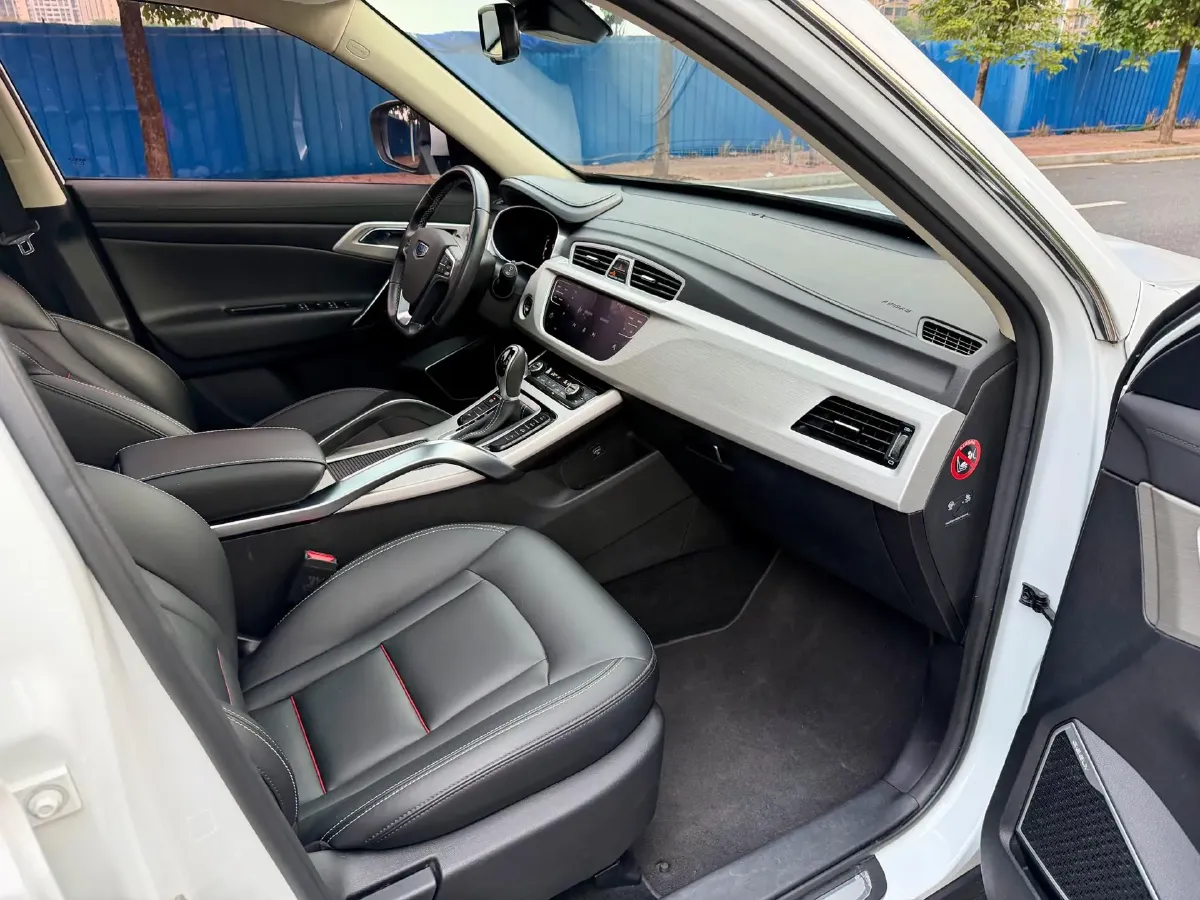 2018 Geely Azkarra 1.8T 184HP L4 6AT,autocango,china used car exporter,china ev exporter,chinese used car exporter,chinese used ev exporter