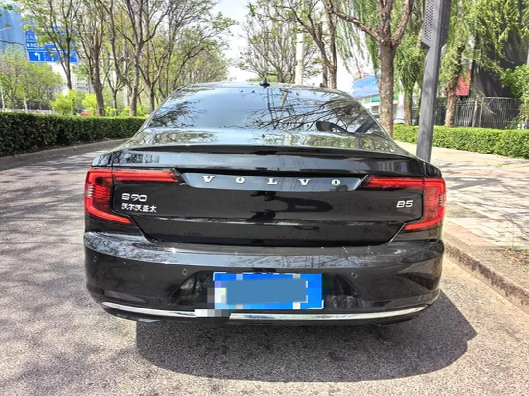 2025 Volvo S90 2.0T 250HP L4 8AT,autocango,china used car exporter,china ev exporter,chinese used car exporter,chinese used ev exporter
