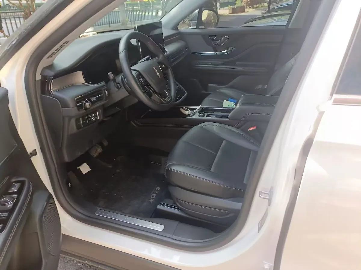 2022 Lincoln Corsair 2.0T 245HP L4 8AT,autocango,china used car exporter,china ev exporter,chinese used car exporter,chinese used ev exporter