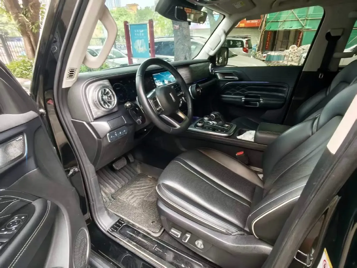 2021 Tank 300 2.0T 227HP L4 8AT,autocango,china used car exporter,china ev exporter,chinese used car exporter,chinese used ev exporter