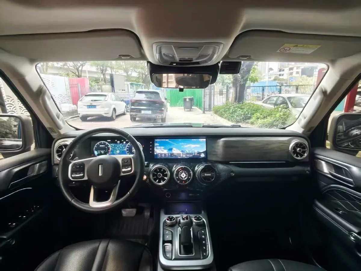 2021 Tank 300 2.0T 227HP L4 8AT,autocango,china used car exporter,china ev exporter,chinese used car exporter,chinese used ev exporter