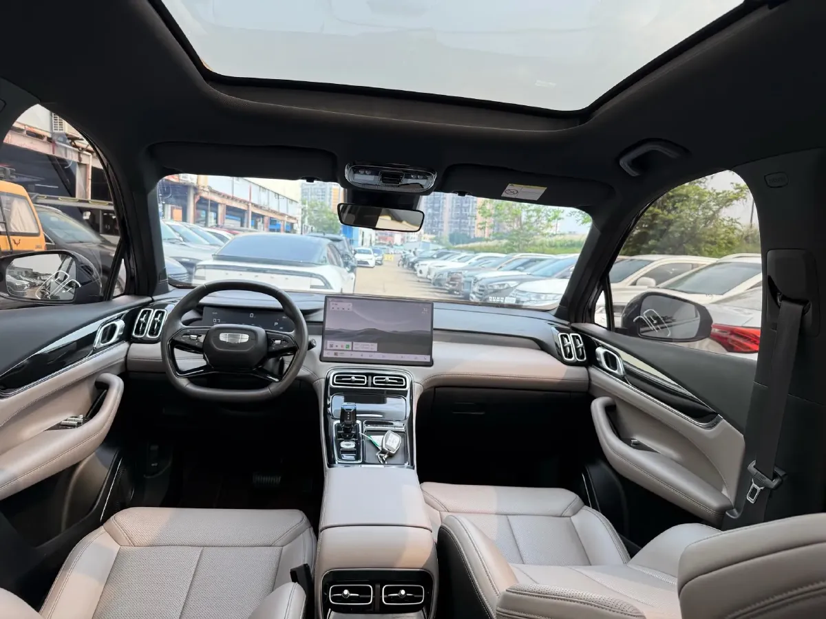 2025 Geely StarRay 1.5T 181HP L4 7DCT,autocango,china used car exporter,china ev exporter,chinese used car exporter,chinese used ev exporter