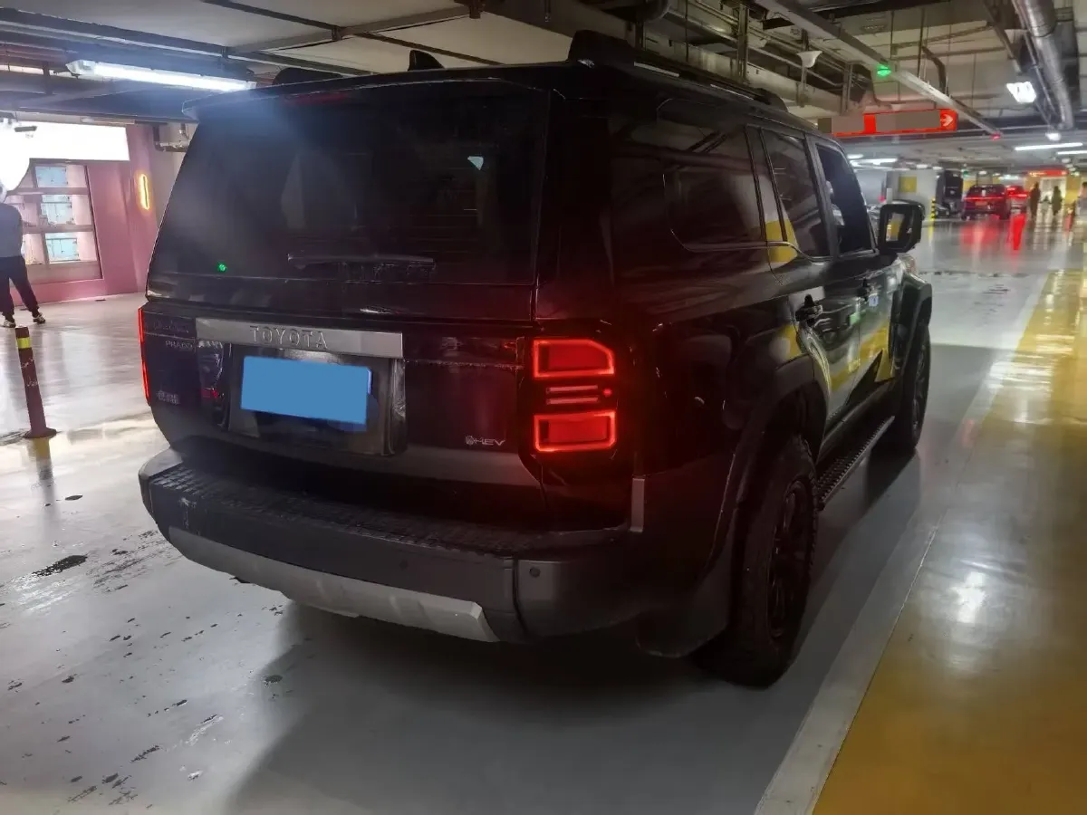 2024 Toyota Land Cruiser Prado 2.4T 282HP L4 8AT Hybrid,autocango,china used car exporter,china ev exporter,chinese used car exporter,chinese used ev exporter