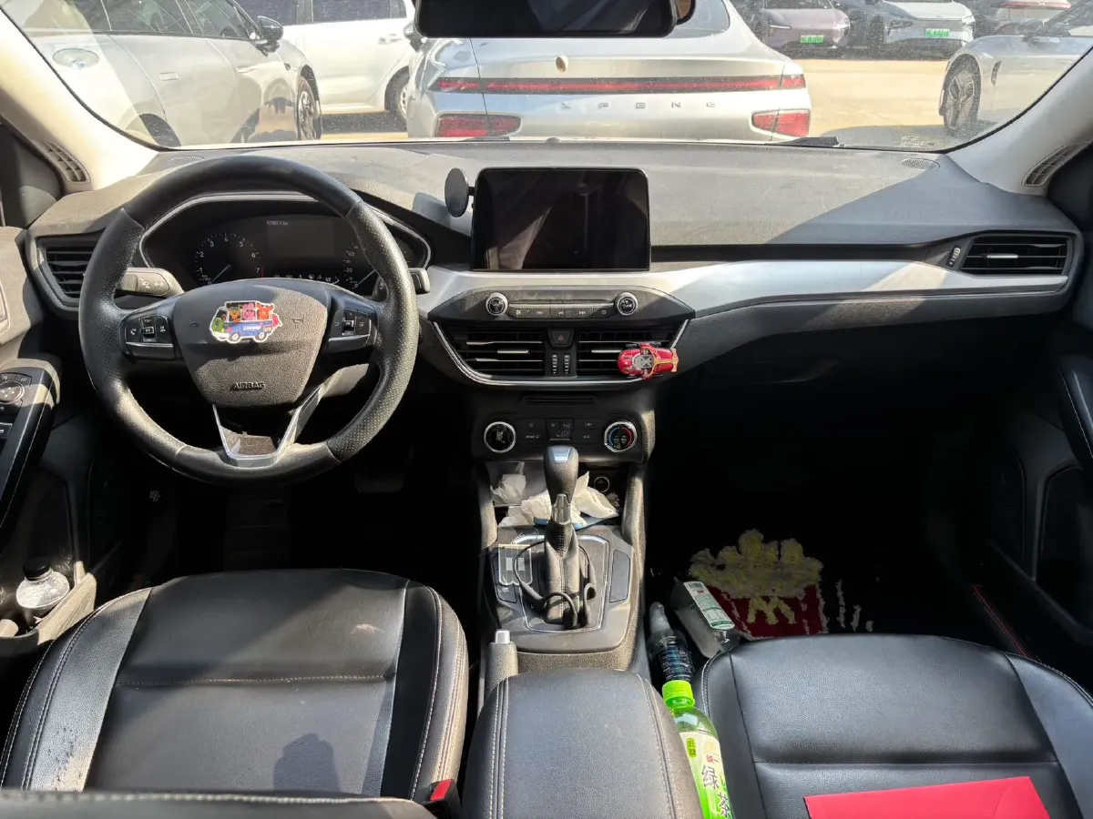 2019 Ford Focus 1.5L 122HP L3 6AT,autocango,china used car exporter,china ev exporter,chinese used car exporter,chinese used ev exporter