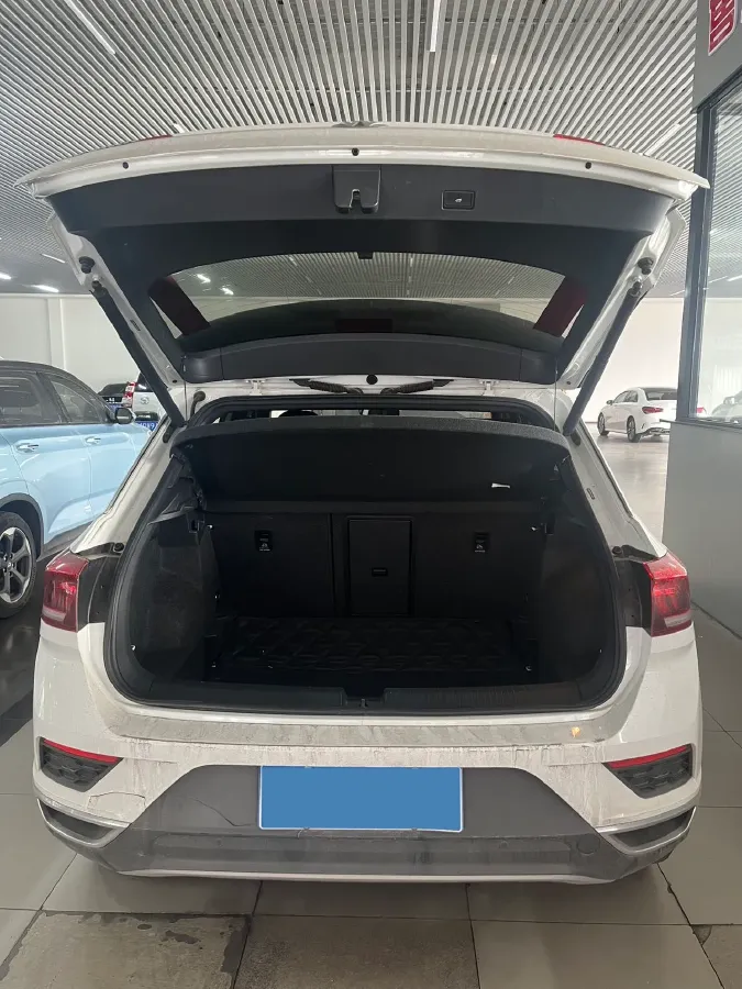 2018 Jeep Renegade 2.0L 155HP L4 9AT,autocango,china used car exporter,china ev exporter,chinese used car exporter,chinese used ev exporter