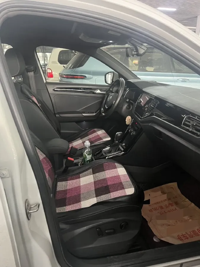 2018 Jeep Renegade 2.0L 155HP L4 9AT,autocango,china used car exporter,china ev exporter,chinese used car exporter,chinese used ev exporter