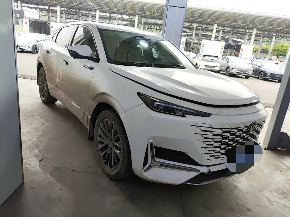2023 ChangAn UNI-K 2.0T 233HP L4 8AT,autocango,china used car exporter,china ev exporter,chinese used car exporter,chinese used ev exporter