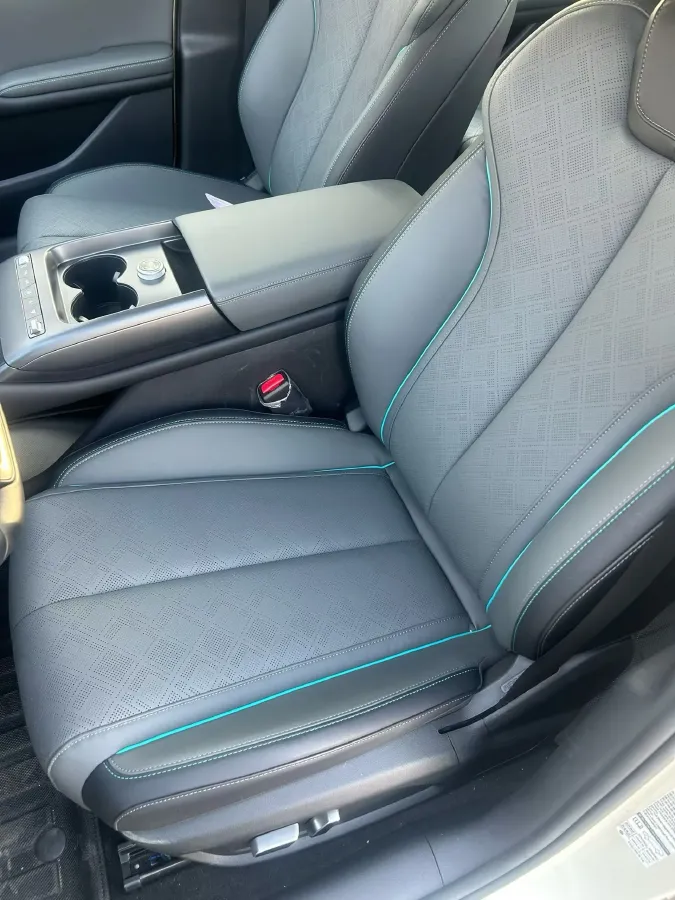 2025 BYD QinL BEV,autocango,china used car exporter,china ev exporter,chinese used car exporter,chinese used ev exporter