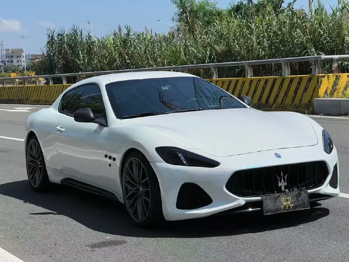 2007 Maserati GranTurismo 4.2L 405HP V8 6AT,autocango,china used car exporter,china ev exporter,chinese used car exporter,chinese used ev exporter