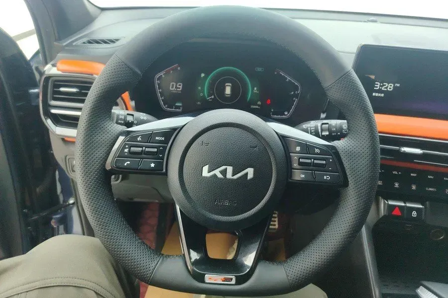 2021 Kia Sportage R 1.5T 200HP L4 7DCT,autocango,china used car exporter,china ev exporter,chinese used car exporter,chinese used ev exporter