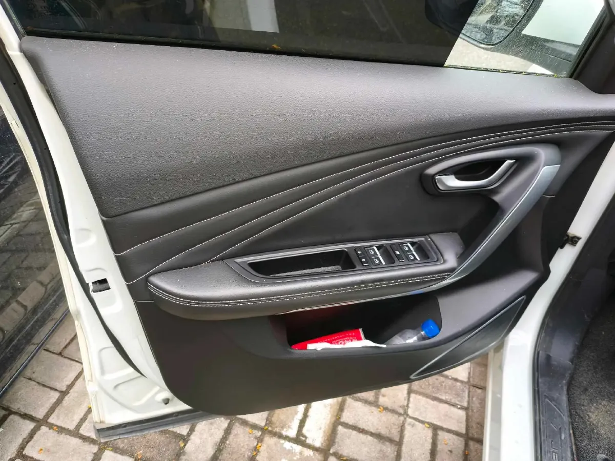 2018 Roewe 360 1.5L 116HP L4 4AT,autocango,china used car exporter,china ev exporter,chinese used car exporter,chinese used ev exporter