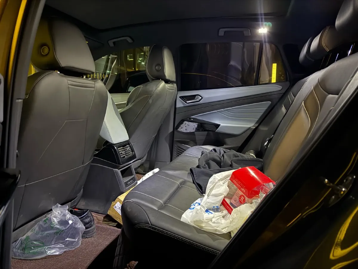 2023 Volkswagen ID.4 X BEV 52.8KWH,autocango,china used car exporter,china ev exporter,chinese used car exporter,chinese used ev exporter