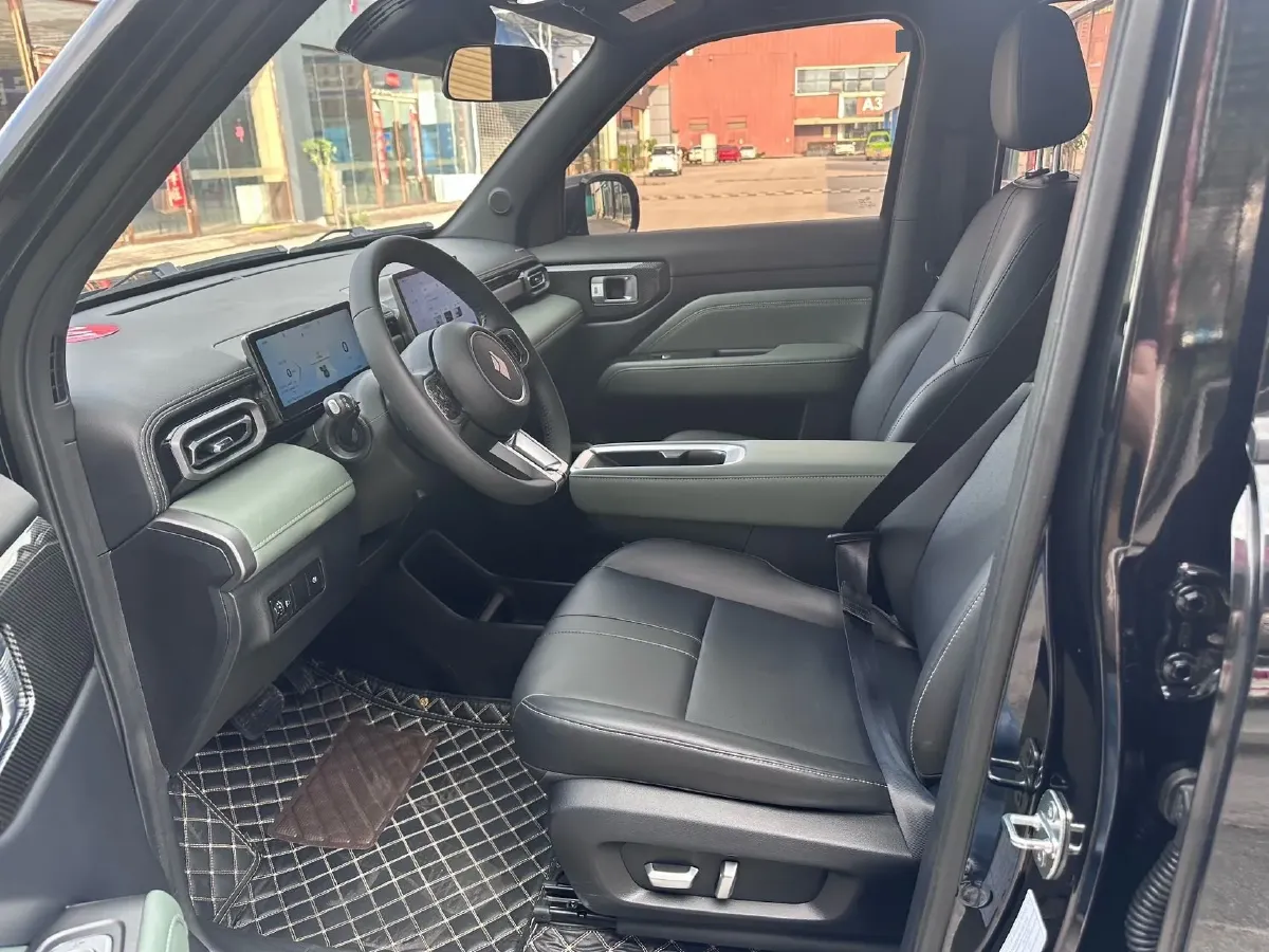 2025 BaoJun YepPlus BEV 41.9KWH,autocango,china used car exporter,china ev exporter,chinese used car exporter,chinese used ev exporter