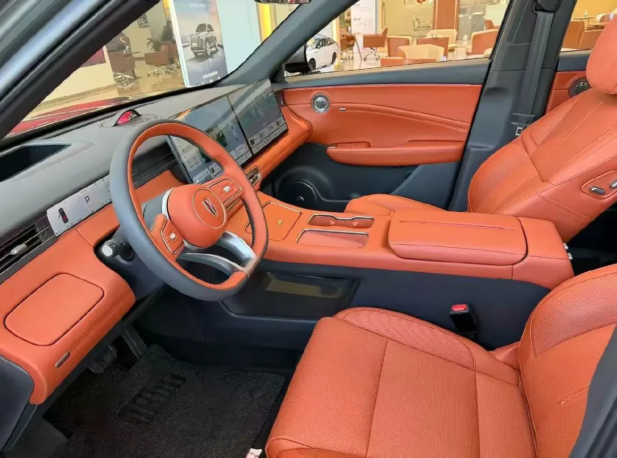 2026 HongQi HS6 PHEV 1.5T 150HP L4 1DHT PHEV,autocango,china used car exporter,china ev exporter,chinese used car exporter,chinese used ev exporter