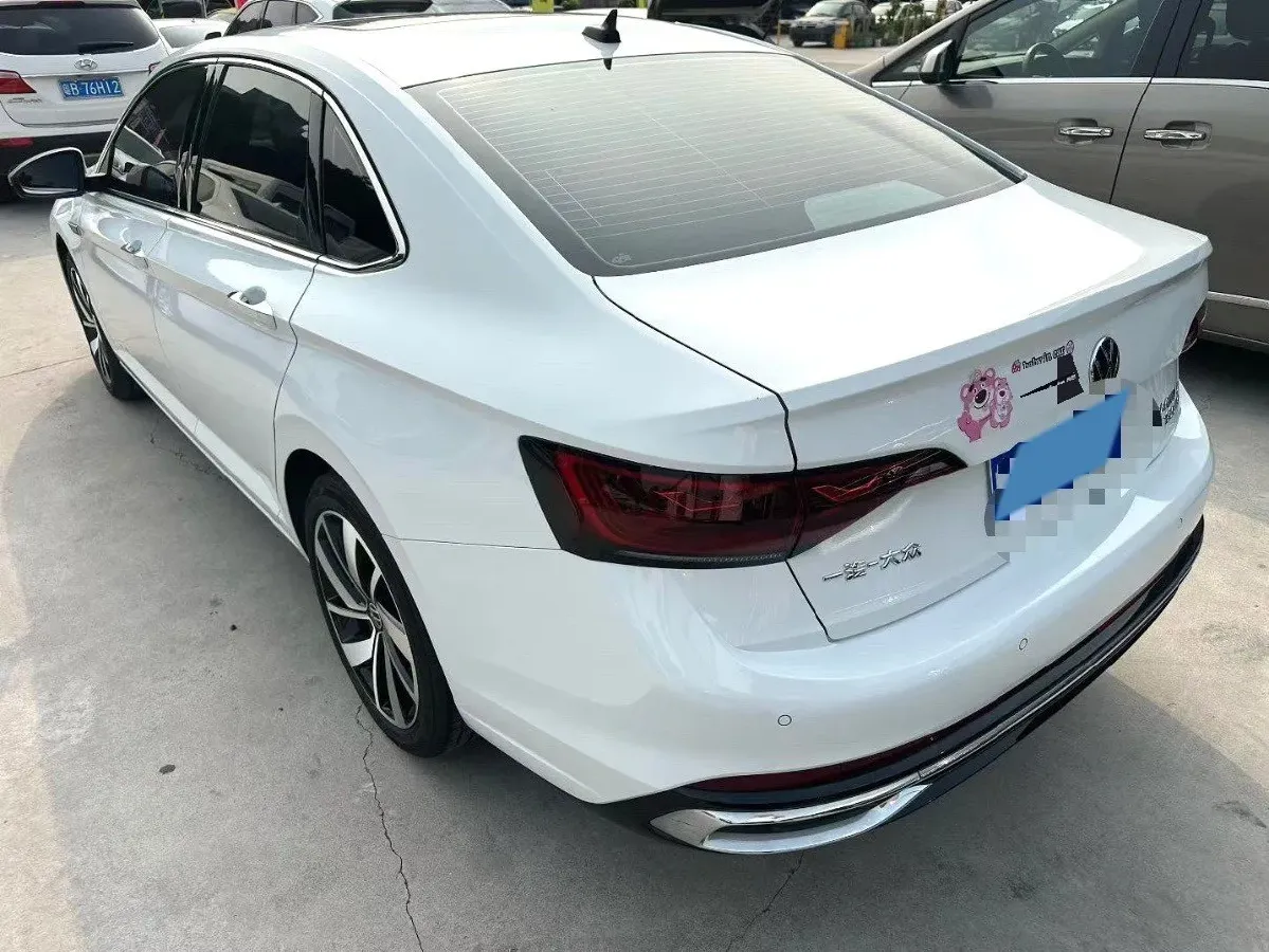 2024 Volkswagen Sagitar 1.5T 160HP L4 7DCT,autocango,china used car exporter,china ev exporter,chinese used car exporter,chinese used ev exporter
