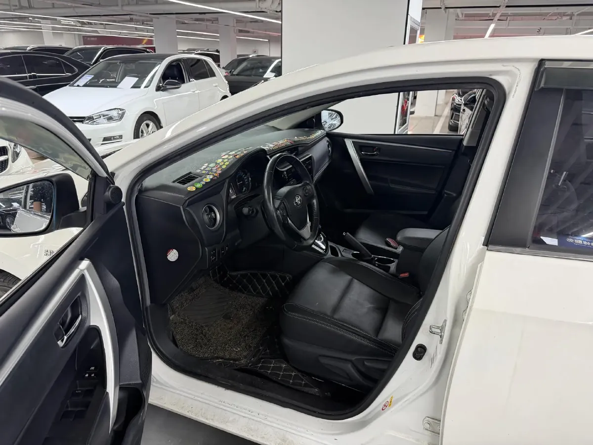 2017 Ford Focus 1.5T 181HP L4 6AT,autocango,china used car exporter,china ev exporter,chinese used car exporter,chinese used ev exporter