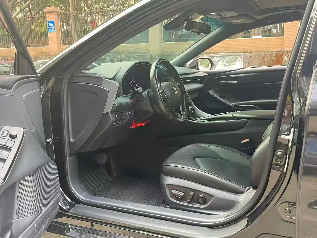 2022 Toyota Avalon 2.5L 178HP L4 E-CVT Hybrid,autocango,china used car exporter,china ev exporter,chinese used car exporter,chinese used ev exporter