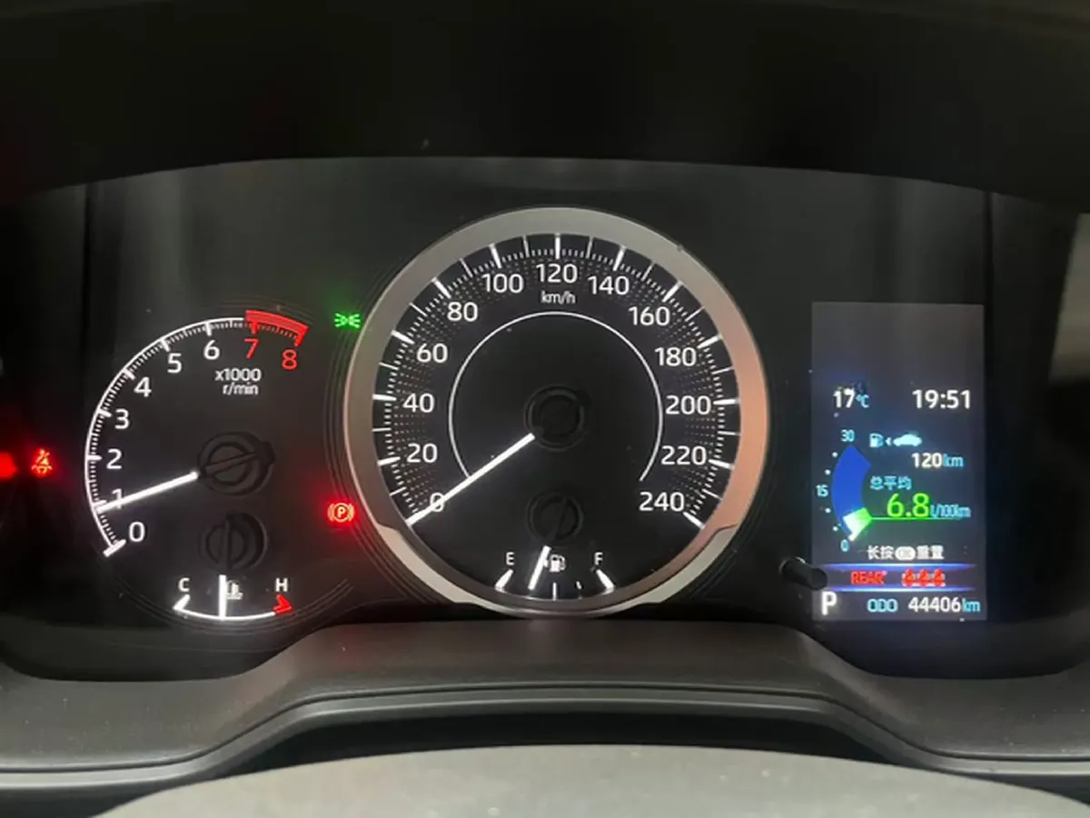 2021 Toyota Corolla 1.5L 121HP L3 CVT,autocango,china used car exporter,china ev exporter,chinese used car exporter,chinese used ev exporter