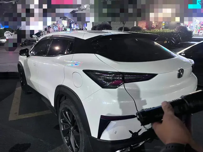 2020 ChangAn UNI-T 1.5T 180HP L4 7DCT,autocango,china used car exporter,china ev exporter,chinese used car exporter,chinese used ev exporter