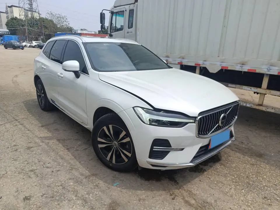 2023 Volvo XC60 2.0T 250HP L4 8AT,autocango,china used car exporter,china ev exporter,chinese used car exporter,chinese used ev exporter
