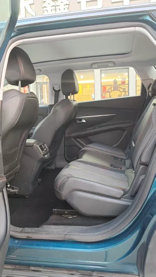 2017 Peugeot 5008 1.6T 167HP L4 6AT,autocango,china used car exporter,china ev exporter,chinese used car exporter,chinese used ev exporter